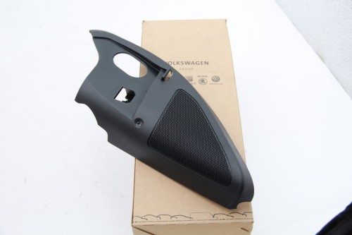 Osłona lusterka nakładka prawy przód wew Skoda Octavia 5E0837974