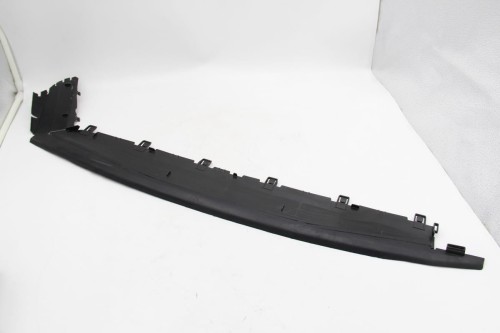 Kierownica powietrza dolna Uszczelka Skoda Octavia 5E3122327A