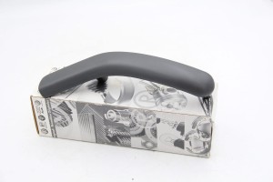 Uchwyt klamki miseczka prawa  Seat  6L0867198A