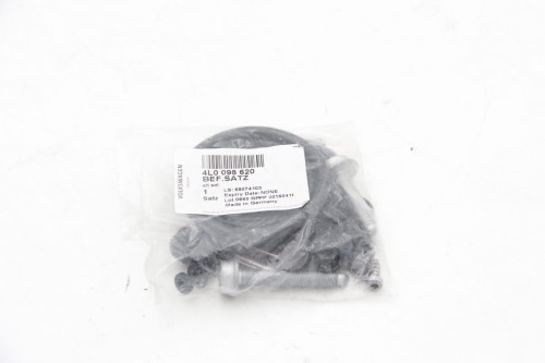 Zestaw elementów mocujących do drzwi tył Audi Q7 4L0098620