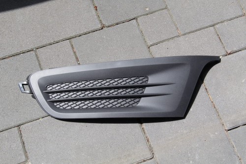 Kratka wlotu powietrza str lewa VW Polo 6R0853665J