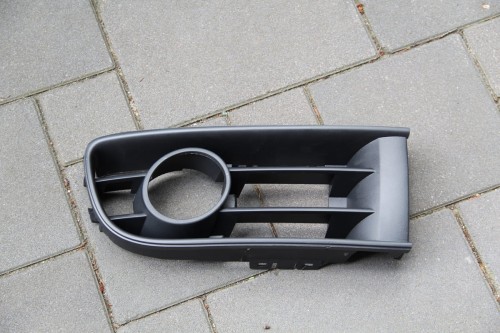 Kratka wlotu powietrza prawa zewnętrzna VW Polo 6Q0853666C