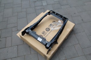 Stelaż oparcia fotela lewy przód VW Transporter  7E0881045S