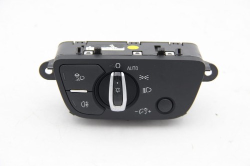 Przełącznik wielofunkcyjny świateł Audi 4M0941531N