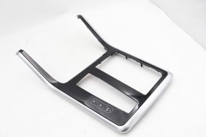 Ramka dekor osłona konsoli tunelu środkowego Audi Q7 Q8  4M8863324