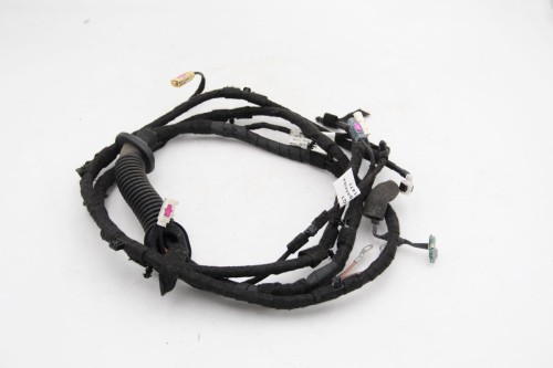 Wiązka klapy bagażnika Audi Q3 8U0971147T