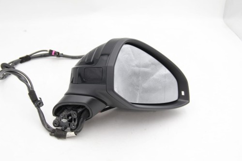 Lusterko zewnętrzne prawe Audi A4 B9 - 15 Pin + kamera