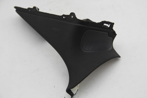 Osłona poszycie słupka C prawy tył Audi A7 C7 4G8867246A