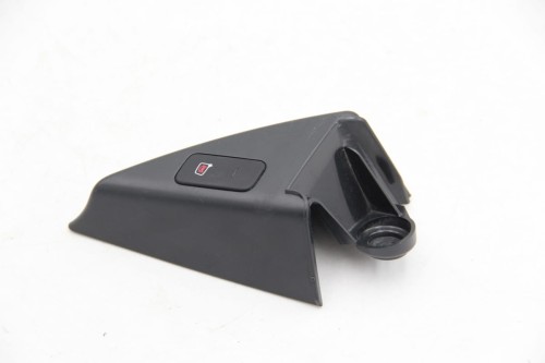 Osłona zaślepka trójkąt lusterka lewe drzwi Asystent Audi A7 4G8857505A
