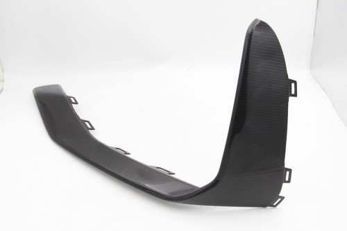 Listwa dokładka zderzaka lewa CARBON Audi RSQ8 4M8807061C