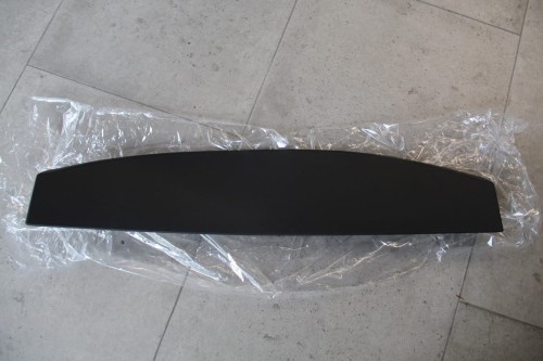 Nowe wykończenie tylnej klapy bagażnika Audi Q8 e-tron 4KE867606A