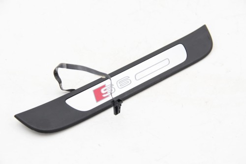 Listwa progowa prawy tył Audi S6 C7 4G0947424H