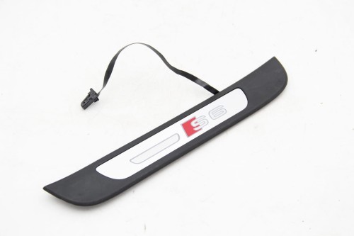 Listwa progowa lewy tył Audi S6 C7 4G0947423H