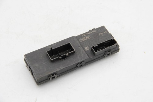 Moduł sterownik klapy bagażnika VW Audi Skoda Seat 5WB959107