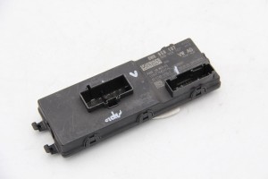 Moduł sterownik klapy bagażnika  Audi  8W8959107