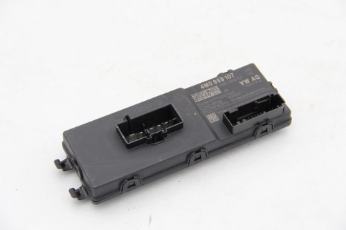 Moduł sterownik klapy bagażnika Audi 4M0959107