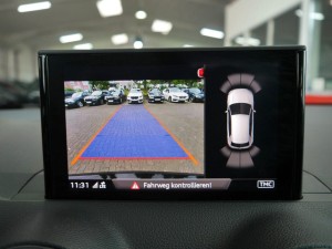 Kompletny zestaw doposażeniowy PDC - przód Audi Q2