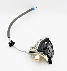 Zamek drzwi prawy tył Audi 4G0839016C