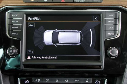 40790-komplett-set-park-pilot-front-heck-vw-passat-b8_600x600.jpg
