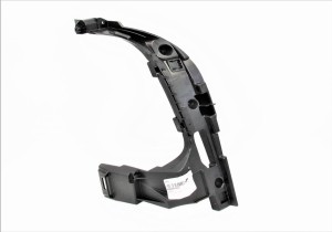 Prowadnica ślizg końcówki wydechu strona lewa AUDI A6 C7 4G0807363C