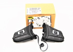 Zestaw przycisków kierownicy wielofunkcyjnej Volkswagen 5G0959442M