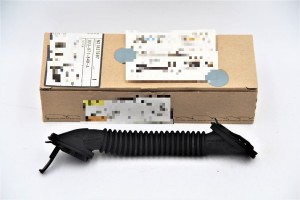 Tuleja osłona przewodów tylnej klapy bagażnika do Audi 8V3971840A