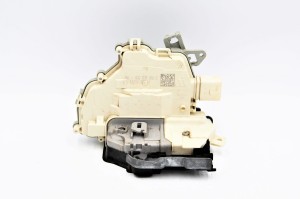 Zamek drzwi prawy tył Audi 4G0839016C