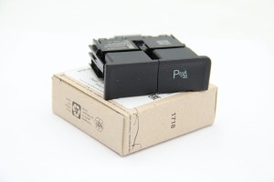 7C0927212AC Przycisk PDC VW Crafter, E-Crafter