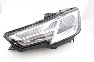 8W0941005 Przedni reflektor lewy Audi A4 B9 (1)