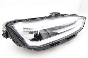 8W6941006 Przedni reflektor prawy Audi A5 (1)