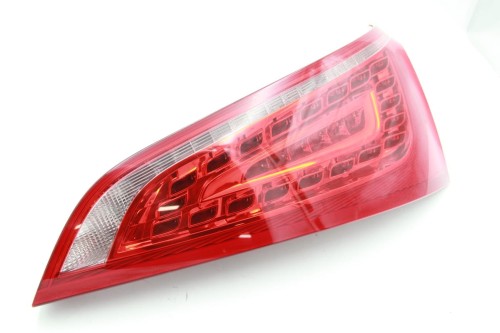 Tylna prawa lampa Audi Q5 8R