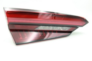 Tylna lewa lampa Audi A5 S5 lift (USA) 8W6945093F  (1)