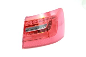 Tylna prawa lampa Audi A6 C7 Avant 4G9945096B  (1)
