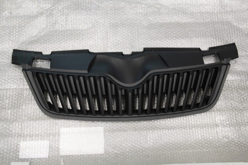 Nowa atrapa chłodnicy Grill Skoda Fabia II, Roomster 5J0853668B