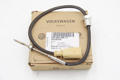 Czujnik temperatury spalin AUDI VW 059906088CT