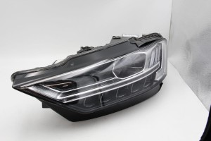 4N0941035 Przedni reflektor lewy Matrix-Beam Audi A8 D5 (1)