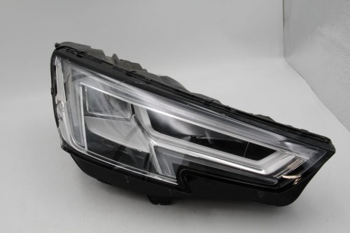8W0941034B Uszkodzony Przedni reflektor prawy FULL LED Audi A4 B9 (USA) (1)