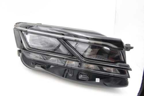 761941082A Przedni reflektor prawy Matrix-Beam VW Touareg (1)