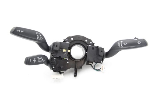 Przełącznik zespolony kierownicy tempomatu Audi 4G8953502A