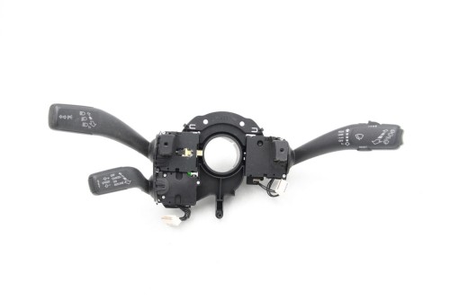 Przełącznik zespolony kierownicy tempomatu Audi 8K0953502BK