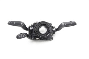 Przełącznik zespolony kierownicy tempomatu Audi 8V0953521ED