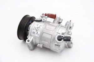 Kompresor sprężarka klimatyzacji  VW Audi Skoda  3Q0816803B