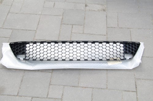 Kratka wlotu powietrza Skoda 5J0853677C