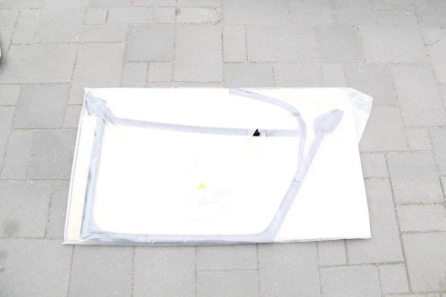 Prowadnica szyby prawy tył Audi A6 4F9839440R