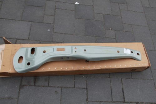 Wzmocnienie słupka B VW Golf 5G4810070