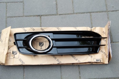 Kratka wlotu powietrza Audi A3 8P0807681AF