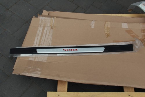 Listwa progowa ozdobna lewy przód Skoda Octavia 1Z0853491B