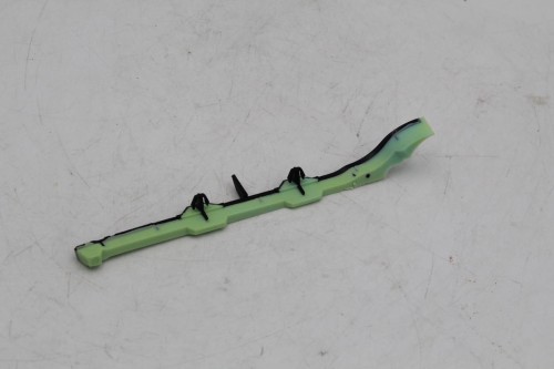 Uszczelniacz uszczelnienie słupka D zew prawa góra Audi Q7 4L0864566B