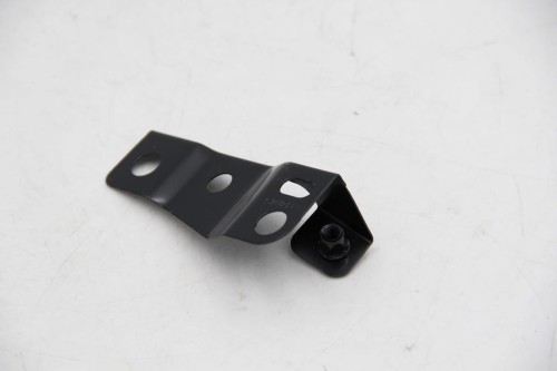 Uchwyt błotnika przedniego prawa góra Audi A7 4G8809322