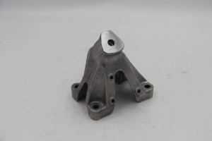 Podpora łapy silnika Audi  8K0199307BH